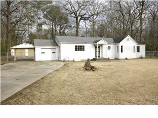 Foreclosed Home - 1828 MAPLE AVE, 35630