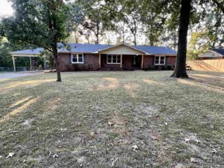 Foreclosed Home - 255 BRADFORD ST, 35633