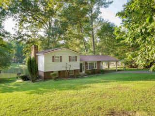 Foreclosed Home - 656 LAKESIDE DR, 35645