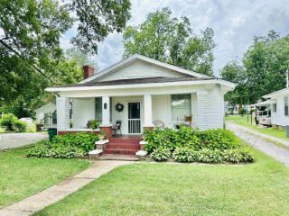 Foreclosed Home - 717 N MAIN ST, 35674