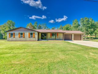 Foreclosed Home - 1625 COUNTY FARM RD, 35674