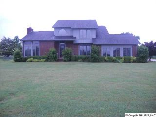 Foreclosed Home - 113 OLD CAMP RD, 35759