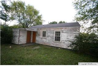 Foreclosed Home - 617 8TH ST NW, 35805