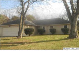 Foreclosed Home - 3710 TIMBERCREST DR NW, 35810