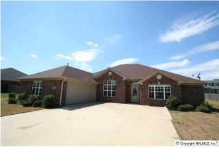 Foreclosed Home - 102 SANDERS DR, 35811