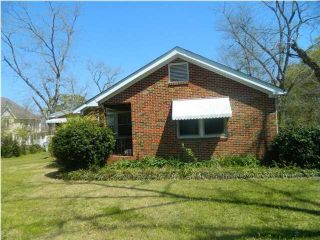 Foreclosed Home - 610 Lee St, 36032