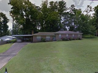 Foreclosed Home - 837 FOREST CT, 36037