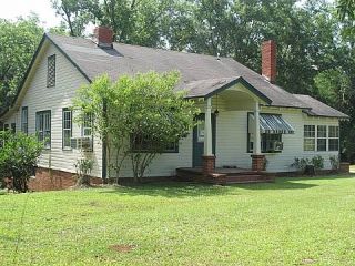 Foreclosed Home - 13215 US HIGHWAY 31, 36043