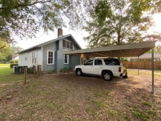 Foreclosed Home - 350 W 3RD ST, 36049
