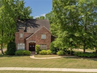 Foreclosed Home - 40 E HUNTER HILL LOOP, 36064