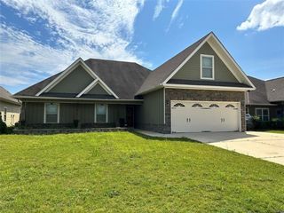 Foreclosed Home - 67 CANTERA WAY, 36064