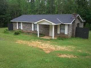 Foreclosed Home - 615 COUNTY ROAD 21 N, 36067