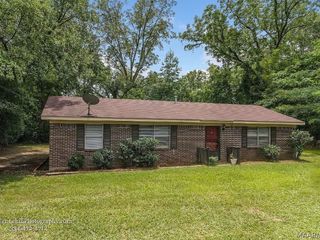 Foreclosed Home - 1883 COUNTY ROAD 40 W, 36067