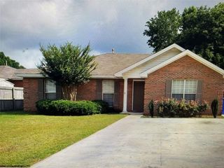 Foreclosed Home - 103 COTTAGE CT, 36067