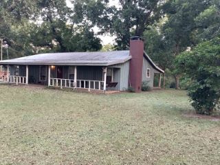 Foreclosed Home - 1881 SWANNER BRIDGE RD, 36071