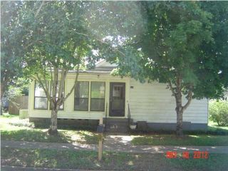 Foreclosed Home - 110 FREEMAN AVE, 36078