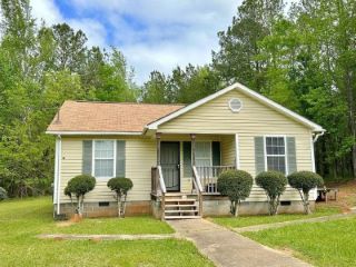 Foreclosed Home - 1090 HERITAGE HILL RD, 36083