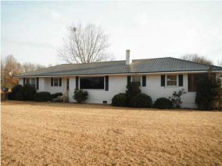 Foreclosed Home - 2624 Holtville Rd, 36092