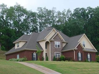 Foreclosed Home - 421 WINDING WOOD DR, 36093