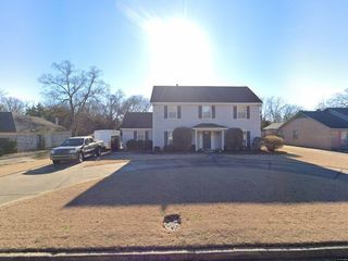 Foreclosed Home - 2512 CAPSTONE DR, 36106