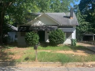 Foreclosed Home - 2227 E 2ND ST, 36106