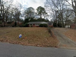 Foreclosed Home - 3608 WILLOW LANE DR, 36109