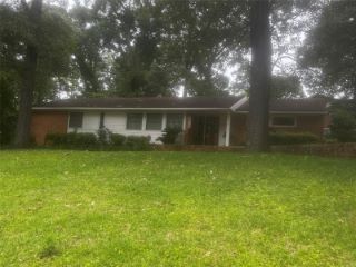 Foreclosed Home - 3519 S GEORGETOWN DR, 36109