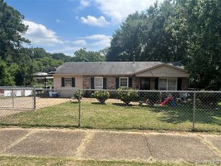 Foreclosed Home - 1630 MIDWAY ST, 36110