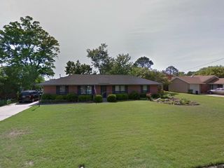 Foreclosed Home - List 100380951