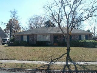 Foreclosed Home - 2273 E ABERDEEN DR, 36116