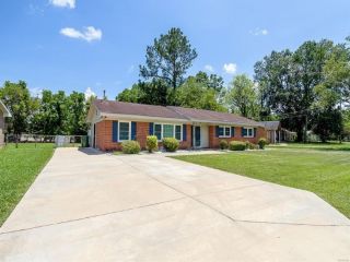 Foreclosed Home - 3826 QUENBY DR, 36116