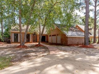 Foreclosed Home - 7701 Halcyon Forest, 36117