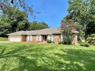 Foreclosed Home - 131 HILLABEE CT, 36117