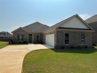 Foreclosed Home - 9130 BROOK PARK DR, 36117