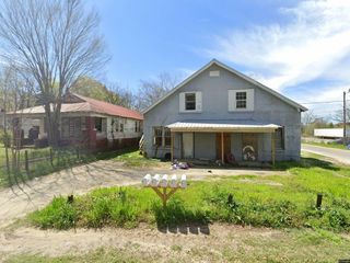 Foreclosed Home - 412 W BLUE MOUNTAIN RD, 36201