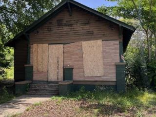 Foreclosed Home - 2213 MCKLEROY AVE, 36201