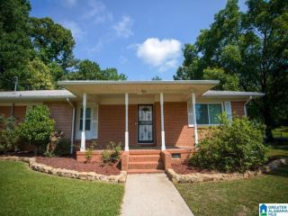 Foreclosed Home - 900 PINEWOOD DR, 36203