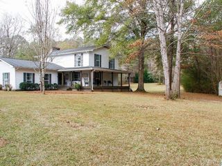 Foreclosed Home - 1329 NISBET LAKE RD, 36265
