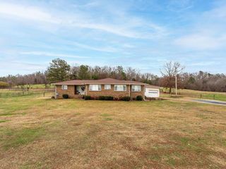 Foreclosed Home - 868 OLD FIELD RD, 36265
