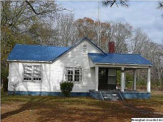 Foreclosed Home - 569 E MILL RD, 36266
