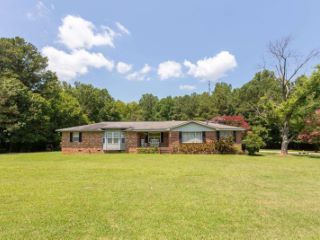 Foreclosed Home - 12203 US HIGHWAY 431, 36271