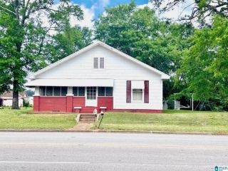Foreclosed Home - 410 MEMORIAL DR, 36272