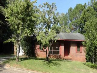 Foreclosed Home - 115 Rosewood Dr, 36330