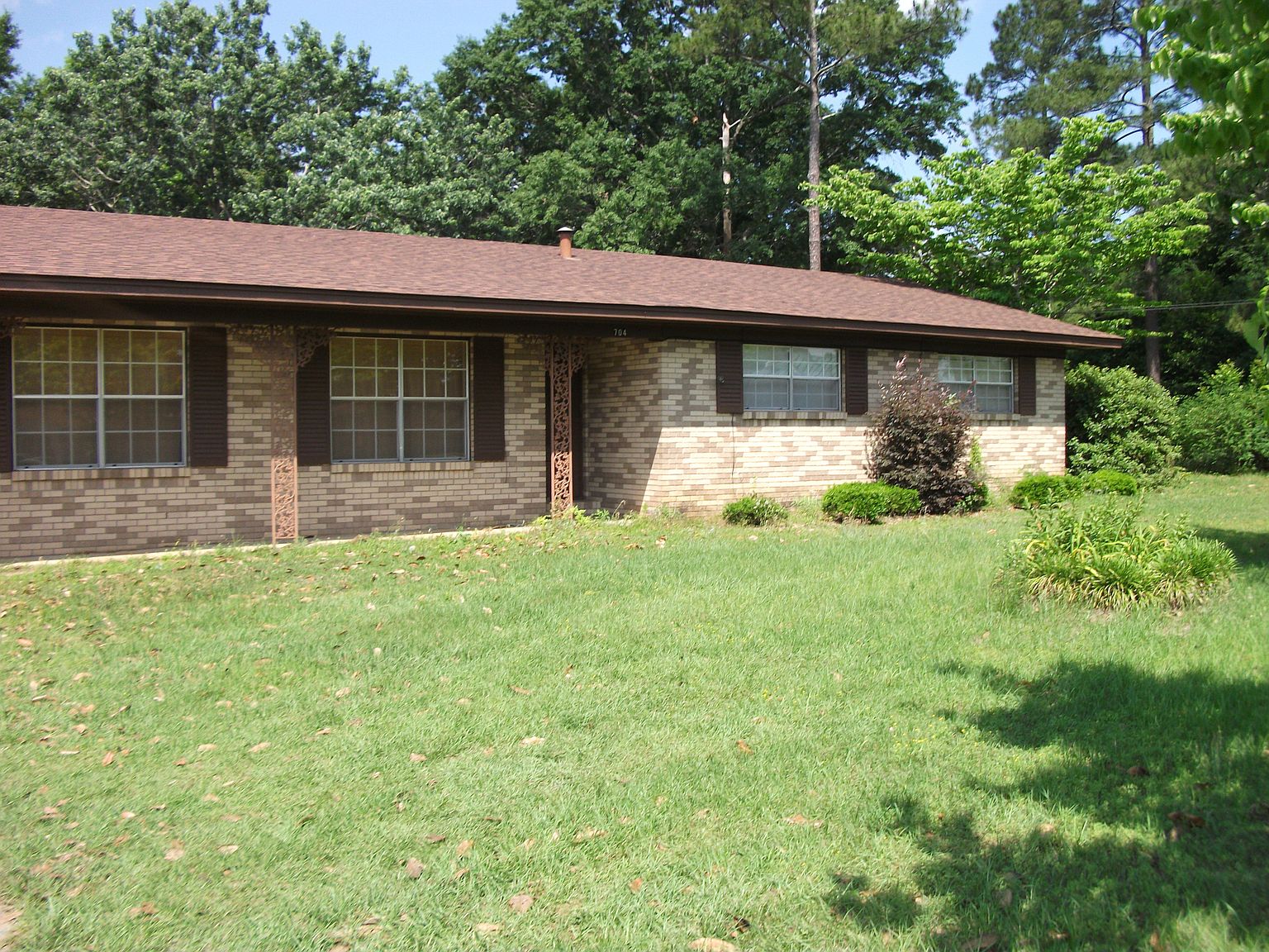 Foreclosed Home - 704 PLAZA DR, 36330