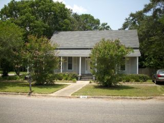 Foreclosed Home - 308 S LIVE OAK ST, 36340