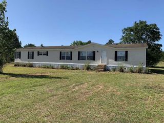 Foreclosed Home - 8028 UPPER CREEK RD, 36426