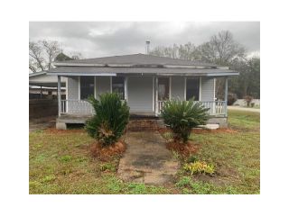 Foreclosed Home - 2231 Cary St, 36441