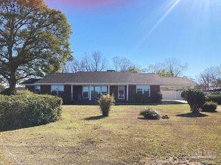 Foreclosed Home - 9870 HIGHWAY 31, 36502