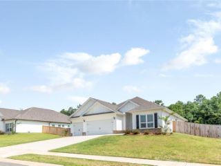 Foreclosed Home - 22146 SUTHERLAND CIR, 36532