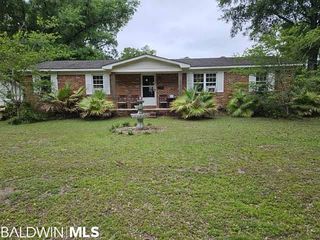 Foreclosed Home - 7593 HELTON DR, 36535